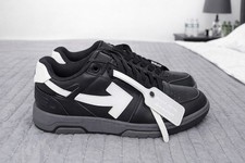 Off-White Out Of Office Black