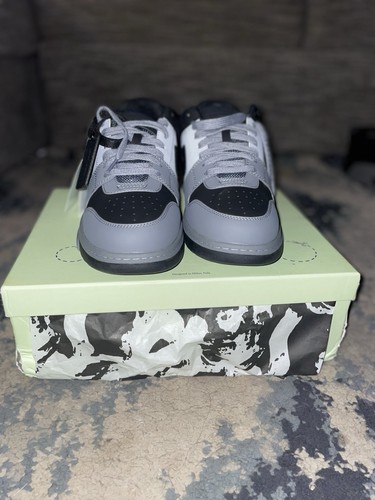 Off white out office - off-white,