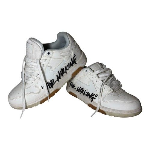 Off white out - out, o00