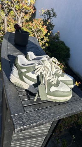 Off white out - office, size